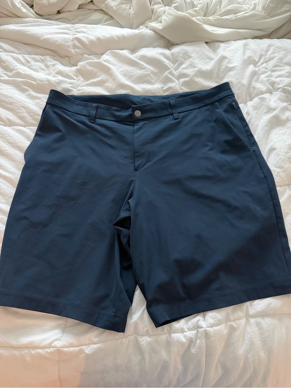 Men's Lululemon Navy Performance Shorts 9 inch length